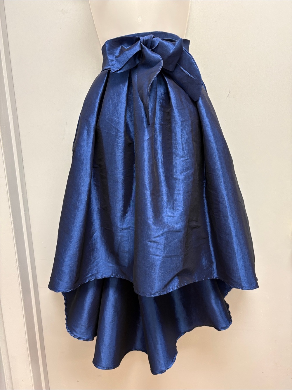 Cemi Ceri USA Electric Blue High-Low Party Skirt (Size Medium)
